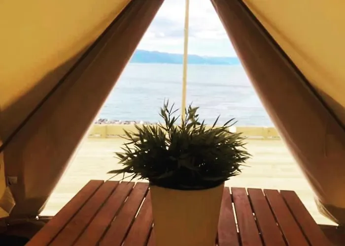 Botnen Camping Lodger Botnen (Sogn og Fjordane)