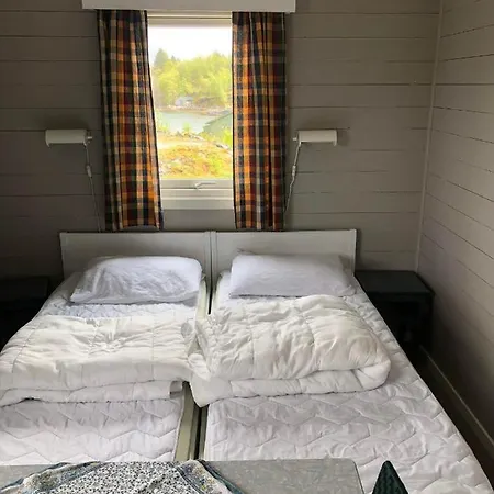 ロッジ Botnen Camping